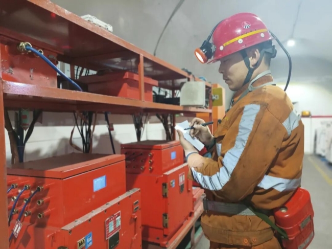 运维分公司柠条塔智维中心副主任&nbsp;张博.jpg